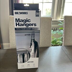 Black Magic Hangers - Set of 20